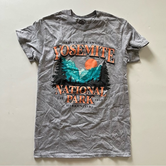 DOM Tops - Yosemite National Park Grey Souvenir T-shirt - Size S